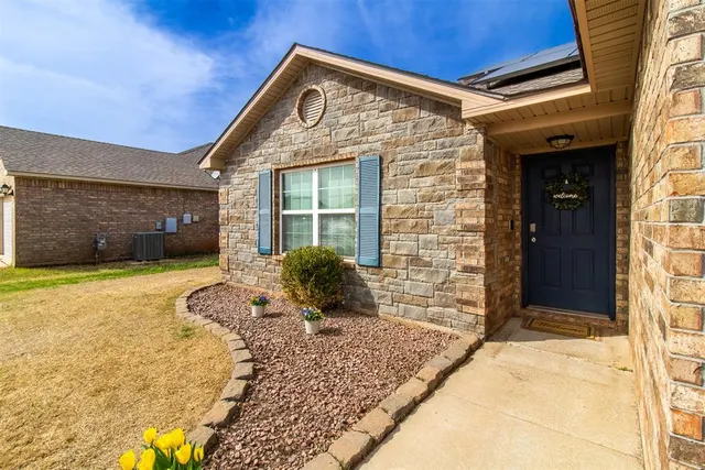 Photo 6 — 3517 SE 95th Street, Moore, OK 73160