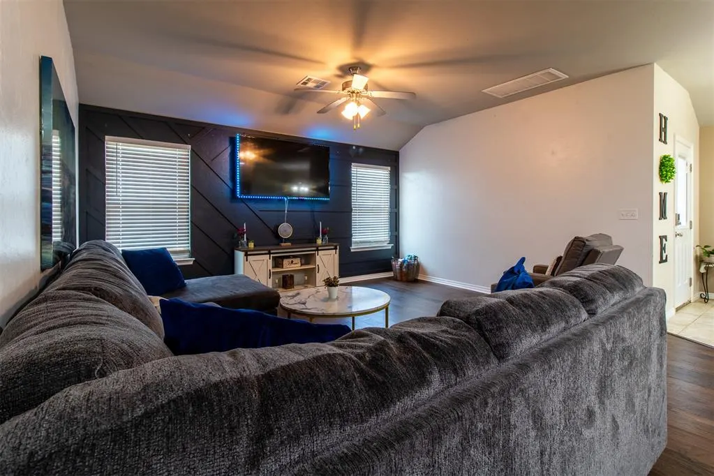 Photo 11 — 3517 SE 95th Street, Moore, OK 73160