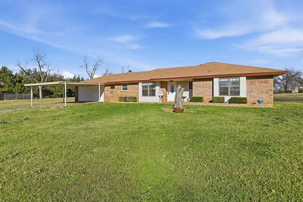Photo 4 — 895 Quail Creek Drive, Blanchard, OK 73010