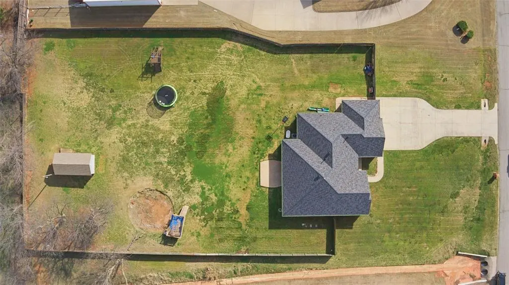 Photo 44 — 2205 NE 18th Avenue, Moore, OK 73160