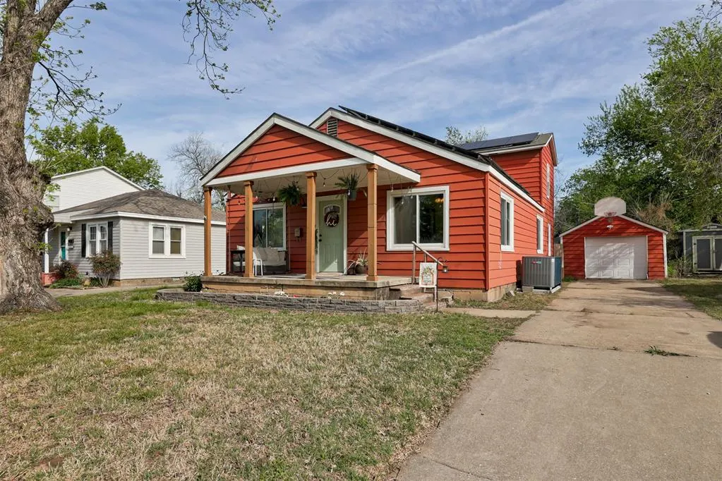 Photo 3 — 1119 W Eufaula, Norman, OK 73069