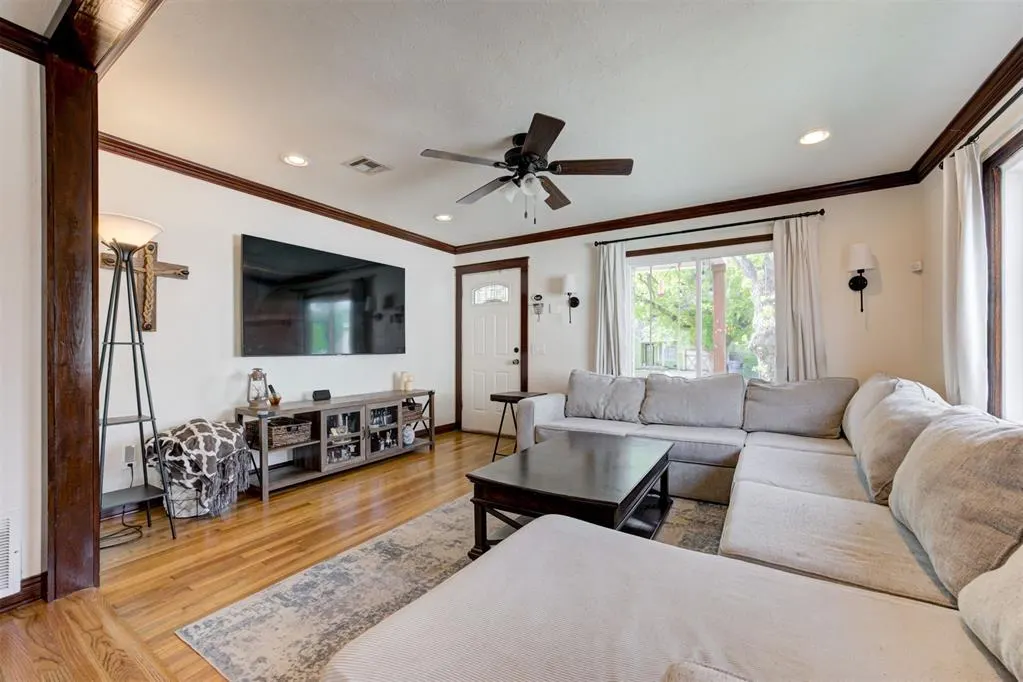 Photo 9 — 1119 W Eufaula, Norman, OK 73069
