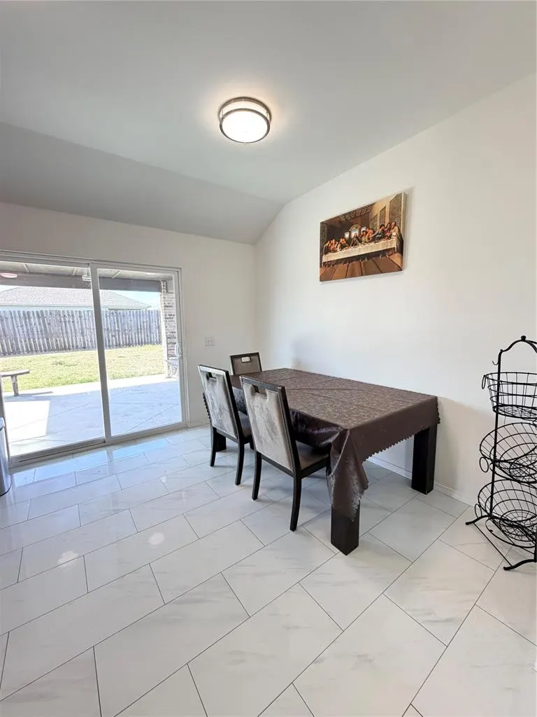 Photo 11 — 1801 Hannah Lane, Oklahoma City, OK 73127