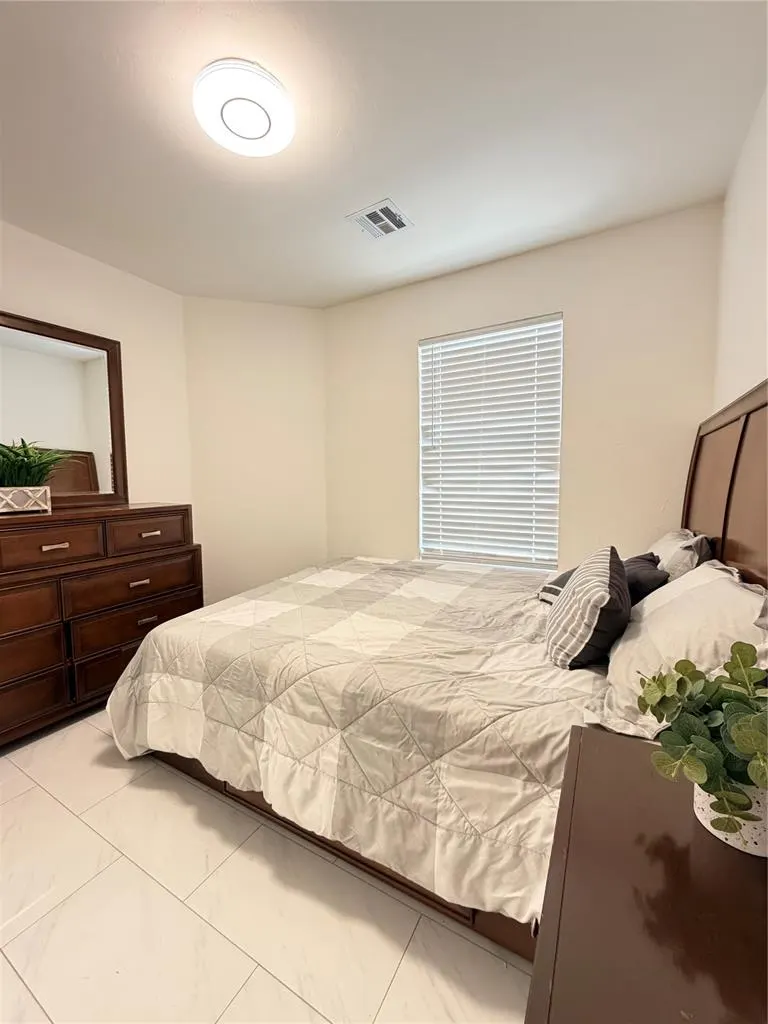 Photo 16 — 1801 Hannah Lane, Oklahoma City, OK 73127