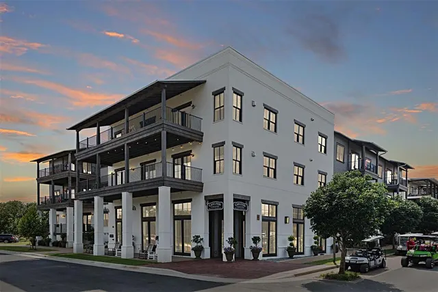 Front exterior — 29 Water Street 9B, Carlton Landing, OK 74432