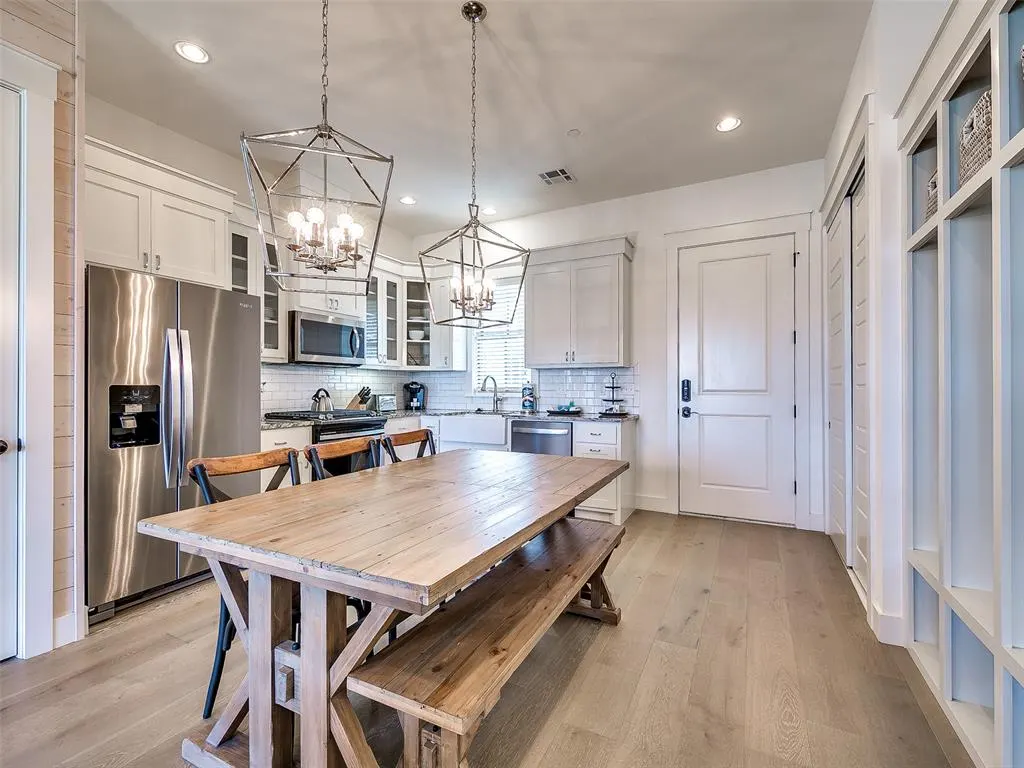Photo 7 — 29 Water Street 9B, Carlton Landing, OK 74432