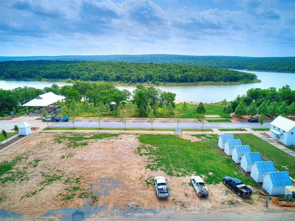 Photo 32 — 29 Water Street 9B, Carlton Landing, OK 74432