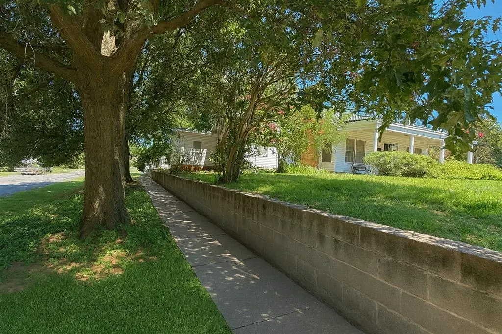 Photo 8 — 302 E Seminole Street, Wynnewood, OK 73098