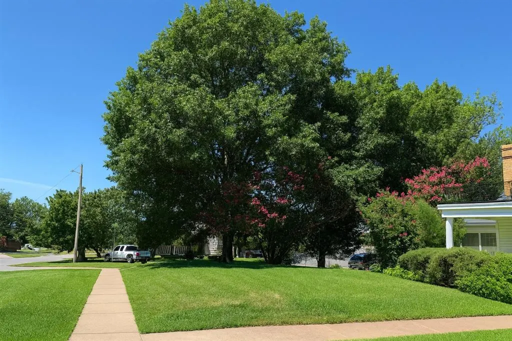 Photo 9 — 302 E Seminole Street, Wynnewood, OK 73098