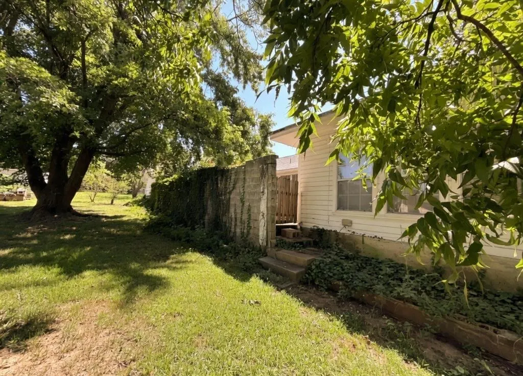 Photo 39 — 302 E Seminole Street, Wynnewood, OK 73098