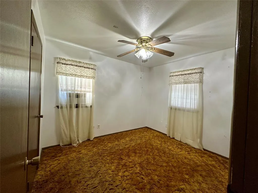 Photo 8 — 6404 S Byers Avenue, Oklahoma City, OK 73149