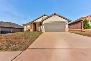 Sold home at 2308 Norwood Drive