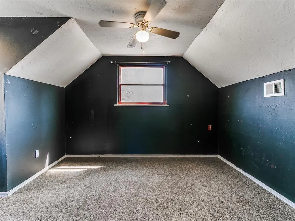 Photo 14 — 2010 W Brooks Street, Norman, OK 73069