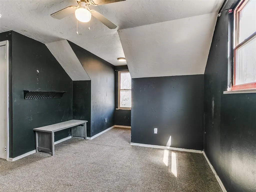 Photo 16 — 2010 W Brooks Street, Norman, OK 73069