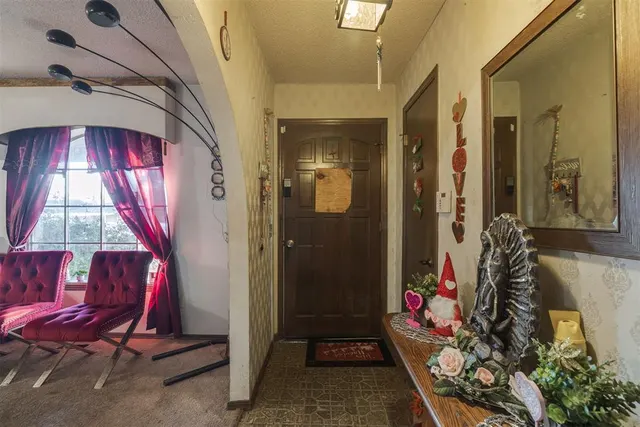Photo 5 — 6401 N College Avenue, Oklahoma City, OK 73132
