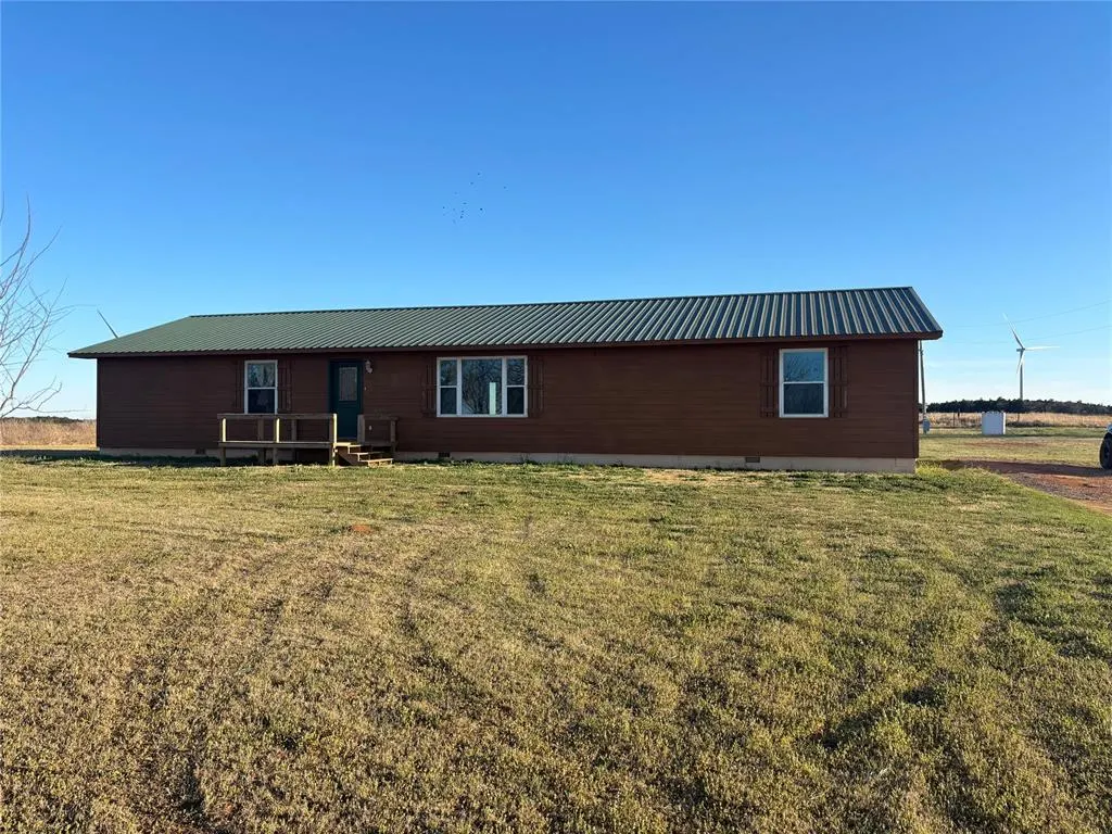 Front exterior — 29711 W Reuter W Road, Hinton, OK 73047