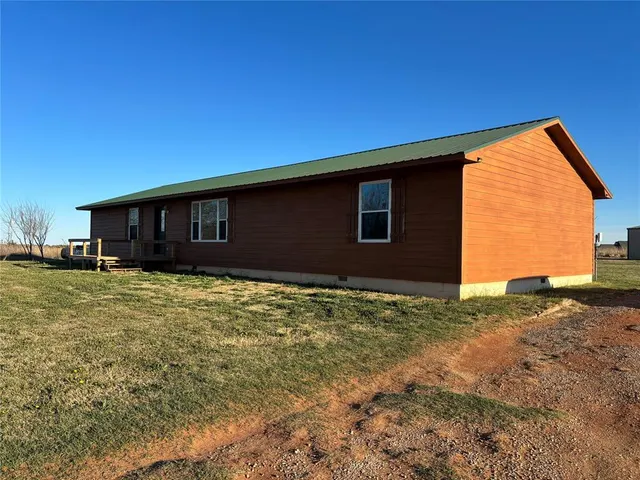 Photo 4 — 29711 W Reuter W Road, Hinton, OK 73047