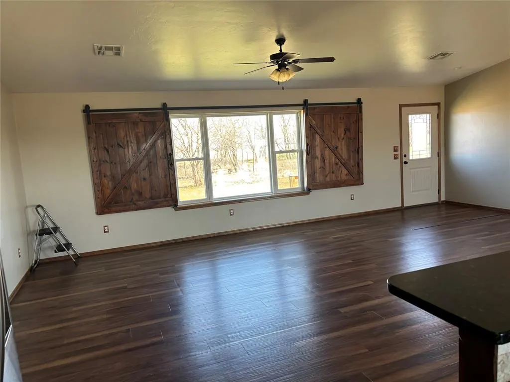 Photo 5 — 29711 W Reuter W Road, Hinton, OK 73047