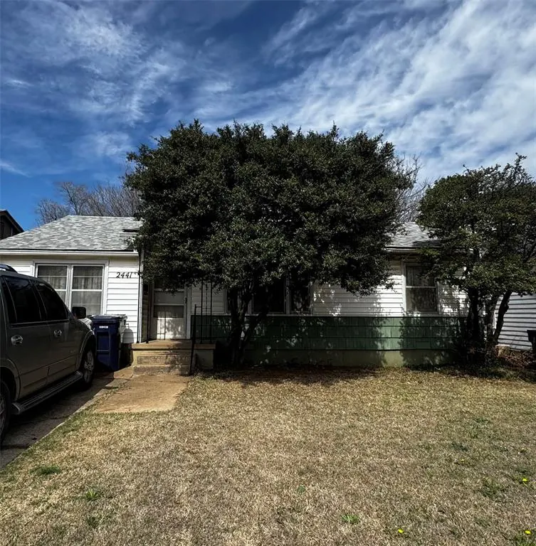 Front exterior — 2441 SW 51st Street, Oklahoma City, OK 73119