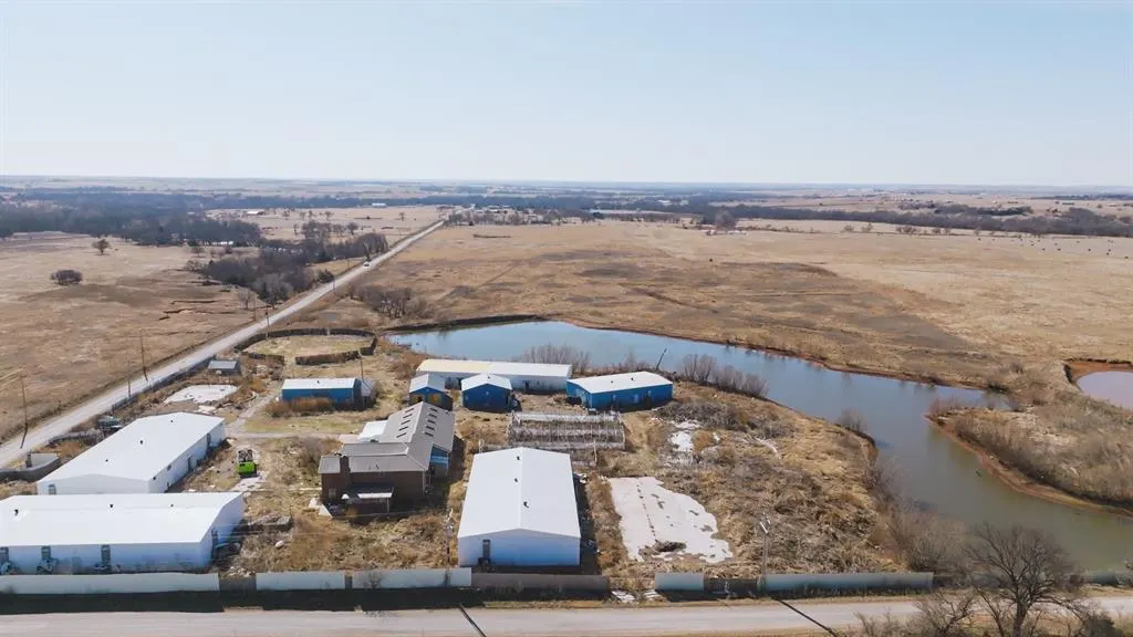 Photo 9 — 1704 County Street 2840 Street, Amber, OK 73004