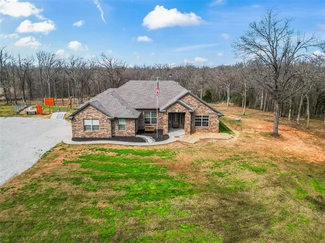 Photo 6 — 9301 S Harrah Road, Newalla, OK 74857