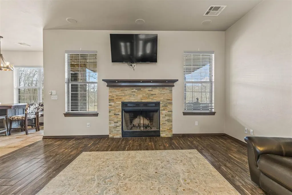 Photo 9 — 9301 S Harrah Road, Newalla, OK 74857