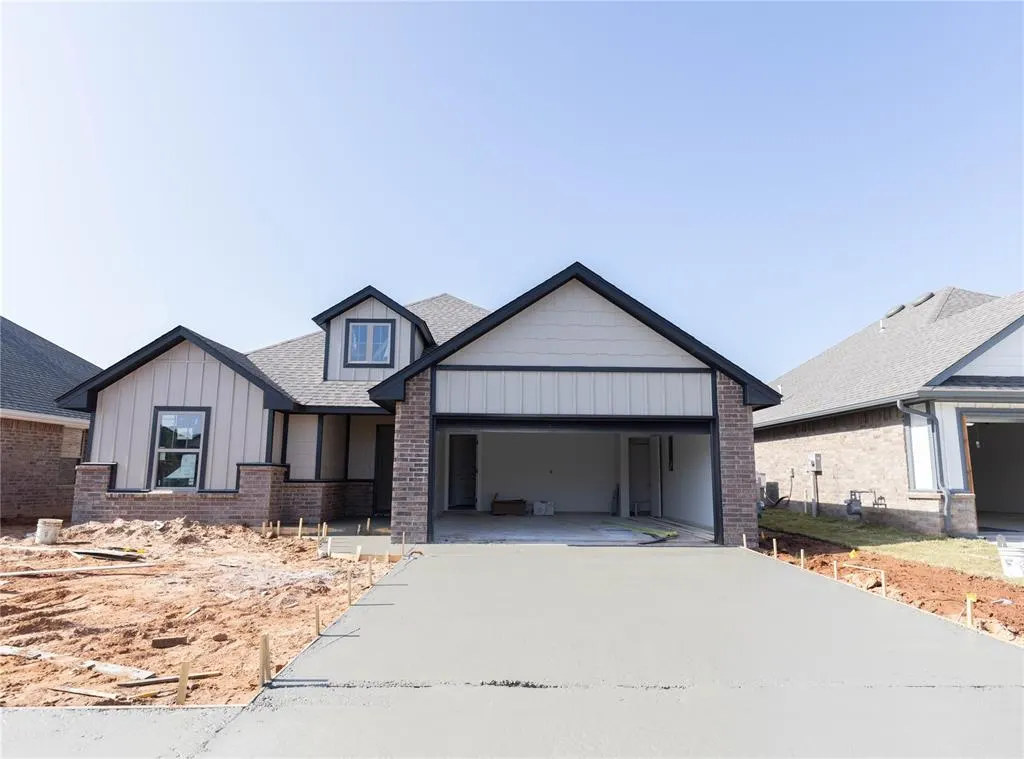 Photo 2 — 12332 SW 32nd Street, Yukon, OK 73099