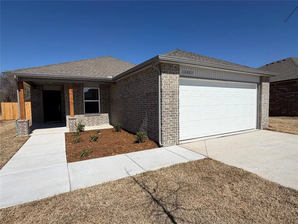 Photo 3 — 10005 SW 38th Street, Mustang, OK 73064