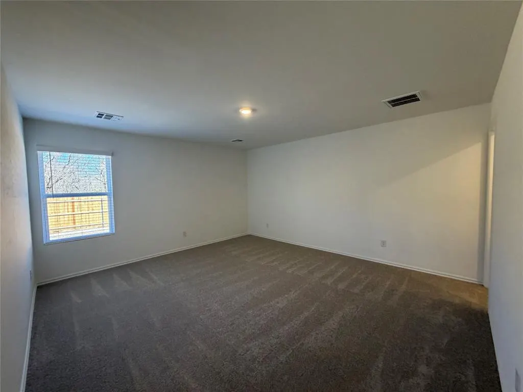 Photo 13 — 10005 SW 38th Street, Mustang, OK 73064