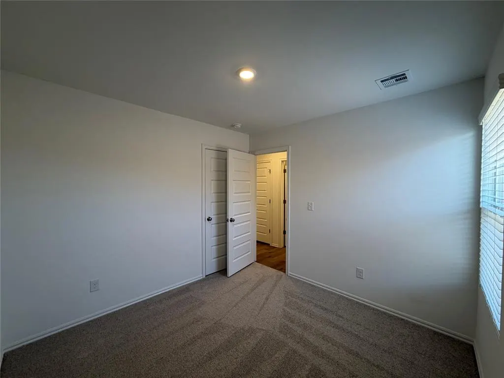 Photo 17 — 10005 SW 38th Street, Mustang, OK 73064