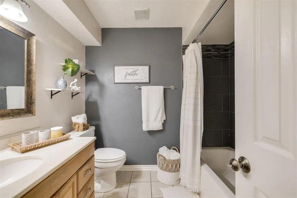 Photo 15 — 1709 SE 13th Street, Moore, OK 73160