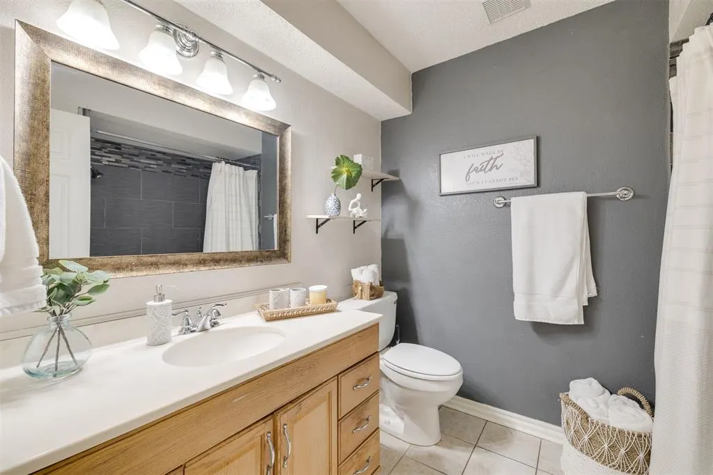 Photo 16 — 1709 SE 13th Street, Moore, OK 73160
