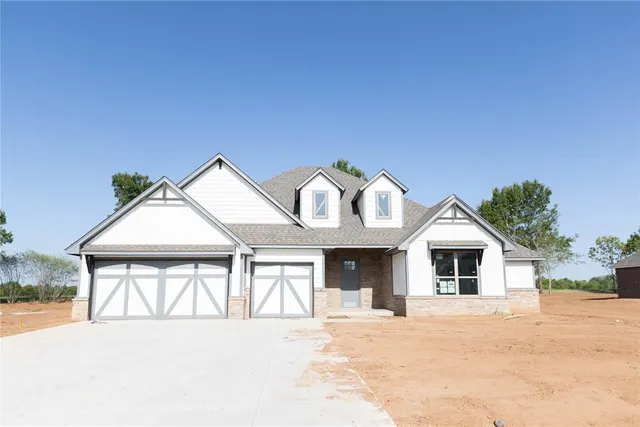 Photo 2 — 12517 Velvet Ash Avenue, Oklahoma City, OK 73173