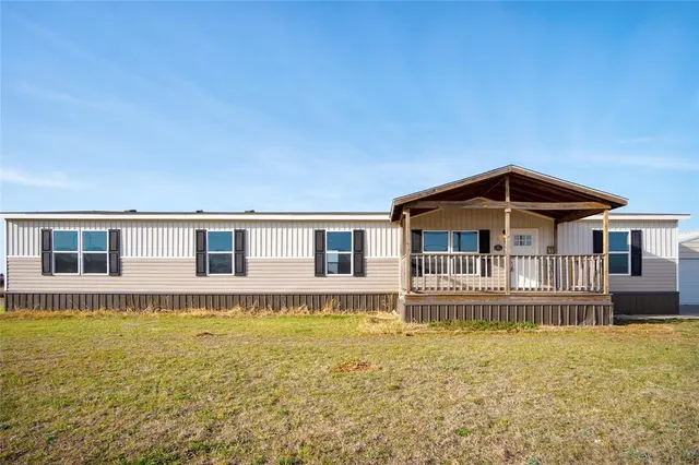 Photo 2 — 6330 Willow Bend Drive, Guthrie, OK 73044