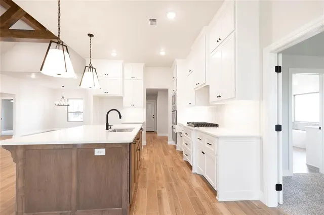 Photo 8 — 12509 Velvet Ash Avenue, Oklahoma City, OK 73173