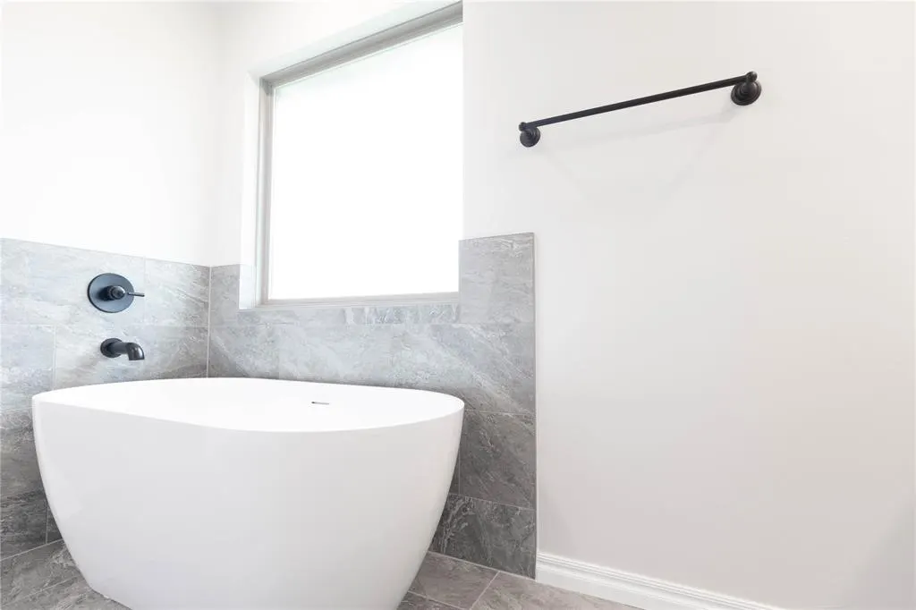 Photo 15 — 12509 Velvet Ash Avenue, Oklahoma City, OK 73173
