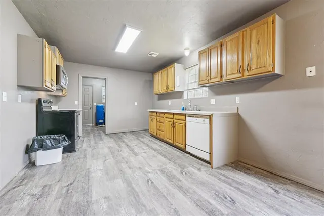 Photo 4 — 2400 County Road 1216, Blanchard, OK 73010