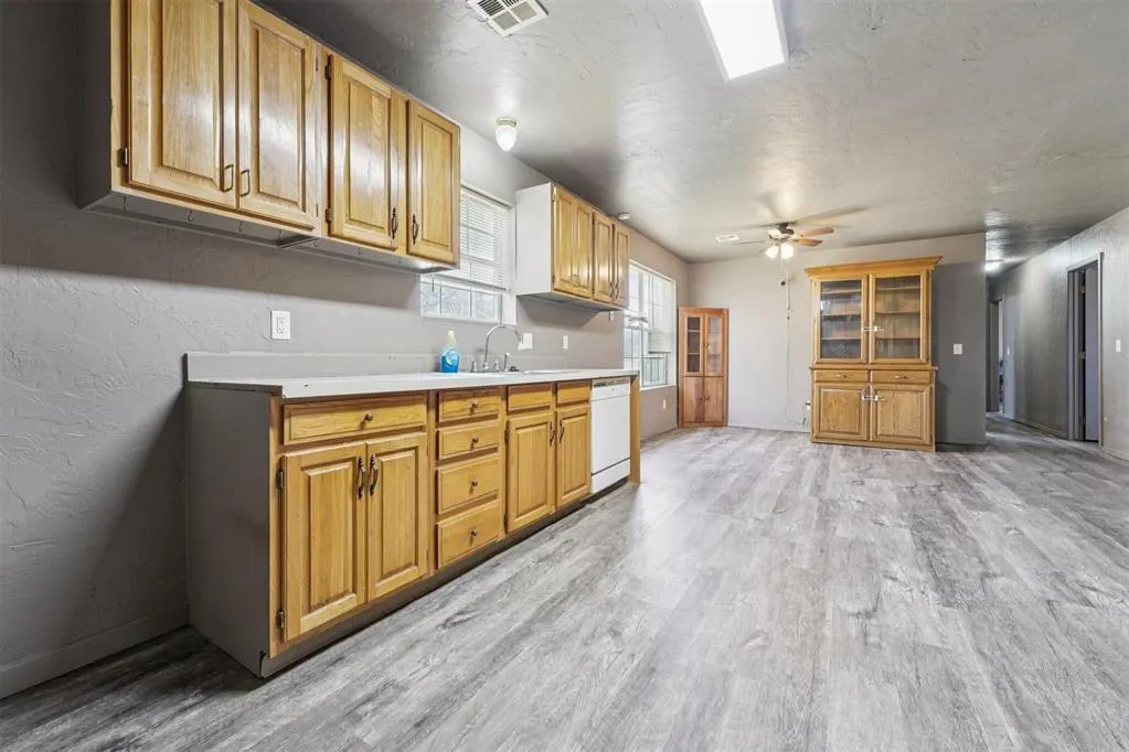 Photo 5 — 2400 County Road 1216, Blanchard, OK 73010