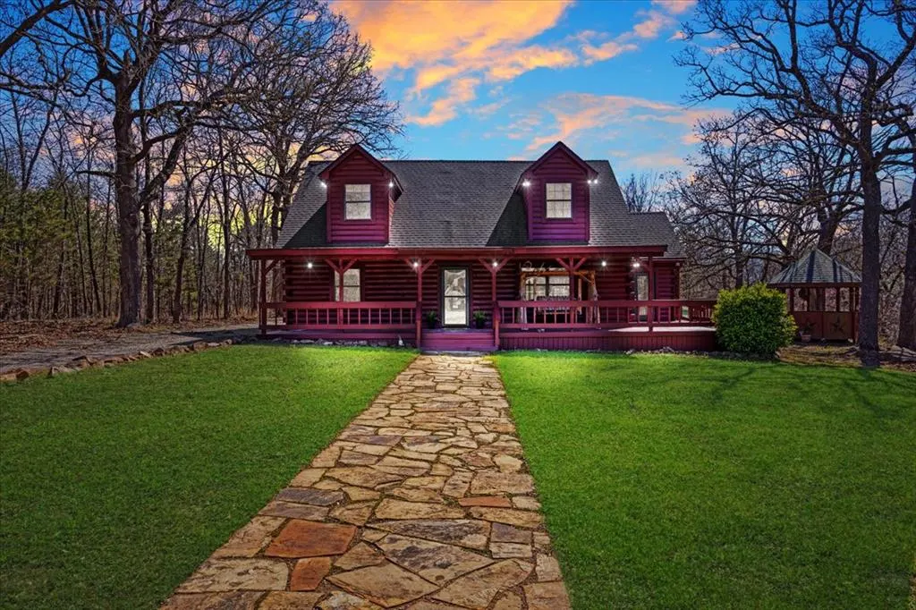 Front exterior — 30 Rose Drive, Mead, OK 73449
