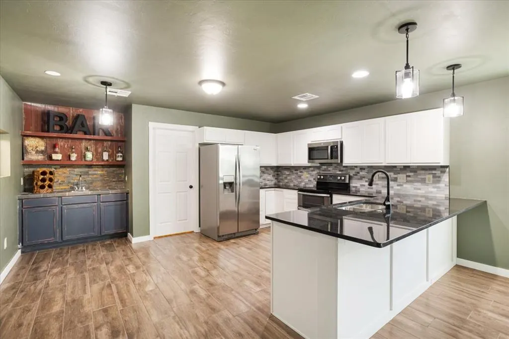 Photo 28 — 30 Rose Drive, Mead, OK 73449