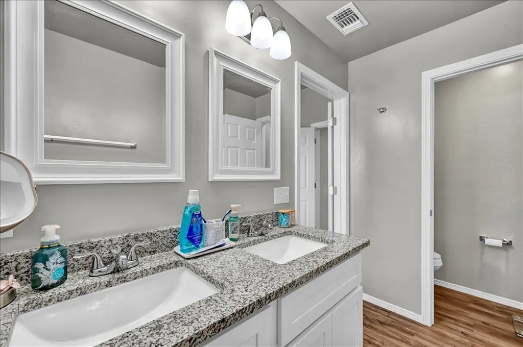 Photo 17 — 502 E Hudson Street, Lexington, OK 73051