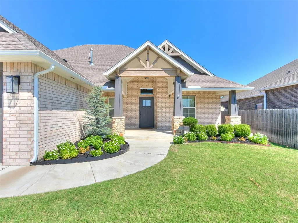 Photo 3 — 1407 Presidio Drive, Norman, OK 73072