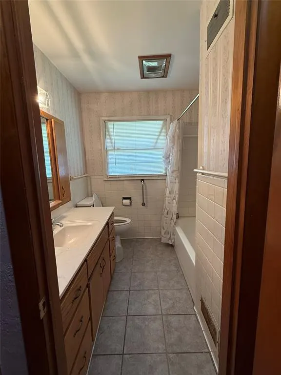 Photo 14 — 209 S 2nd Avenue, Stroud, OK 74079