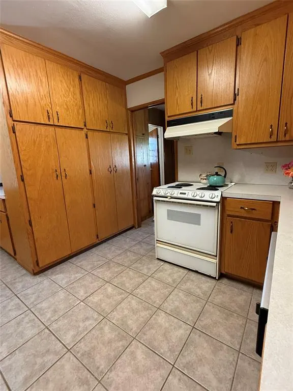 Photo 19 — 209 S 2nd Avenue, Stroud, OK 74079