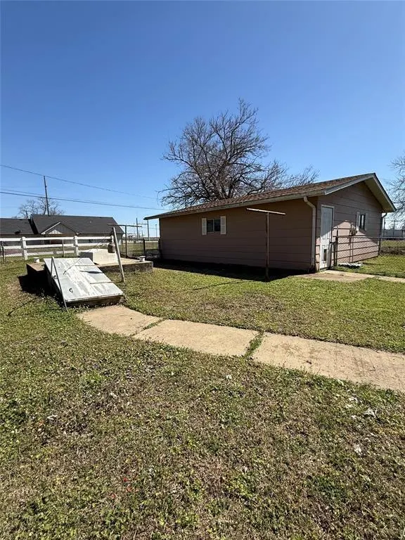 Photo 27 — 209 S 2nd Avenue, Stroud, OK 74079