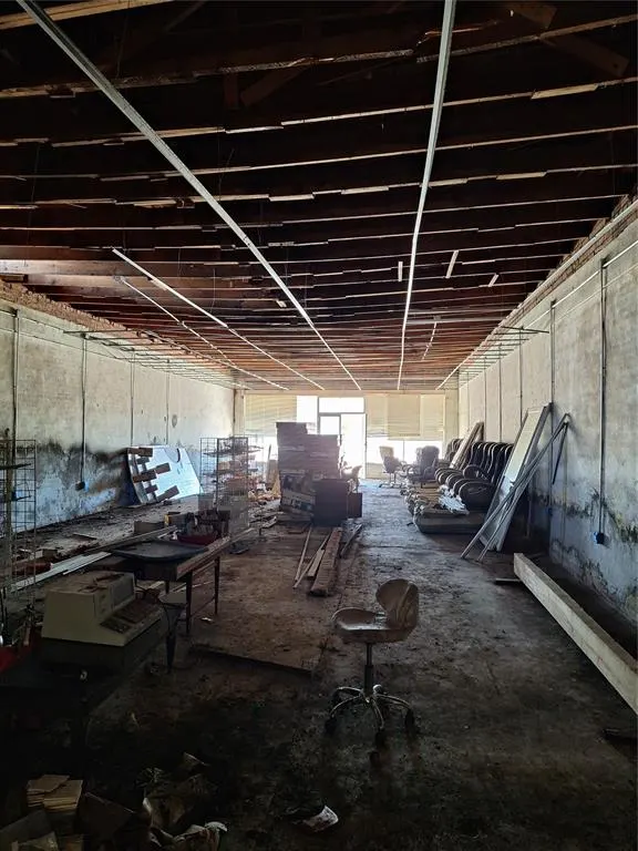Photo 7 — 211 N Bdwy, Konawa, OK 74849