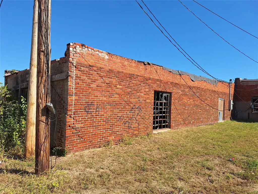 Photo 14 — 211 N Bdwy, Konawa, OK 74849
