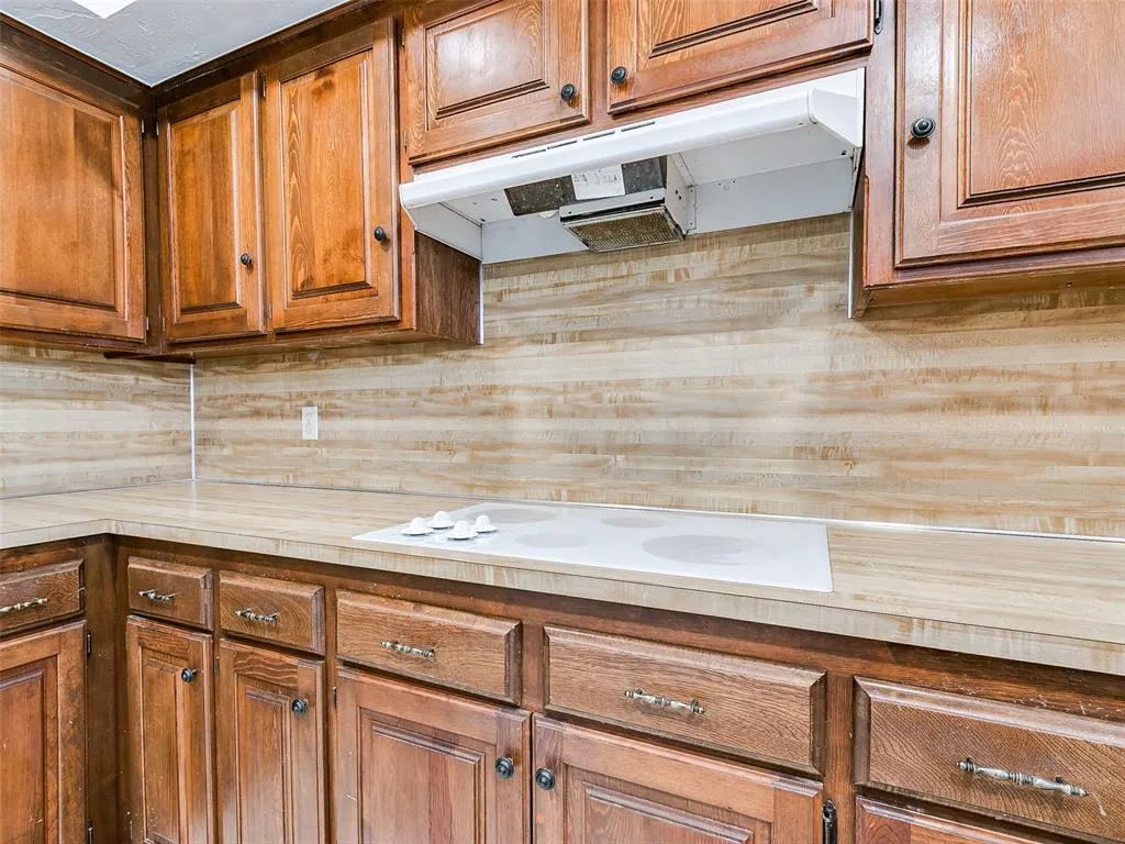 Photo 12 — 6411 NW 30th Terrace, Bethany, OK 73008