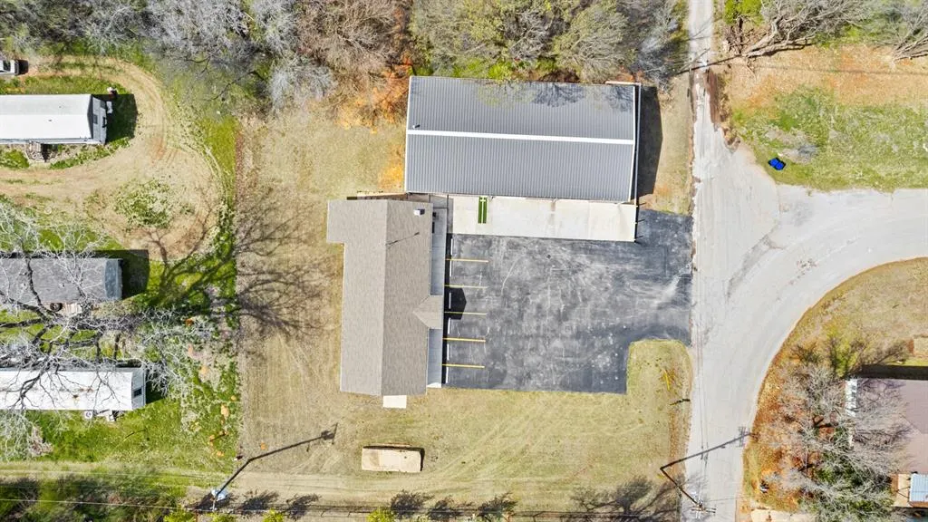 Photo 40 — 104 W Trudgeon, Washington, OK 73093