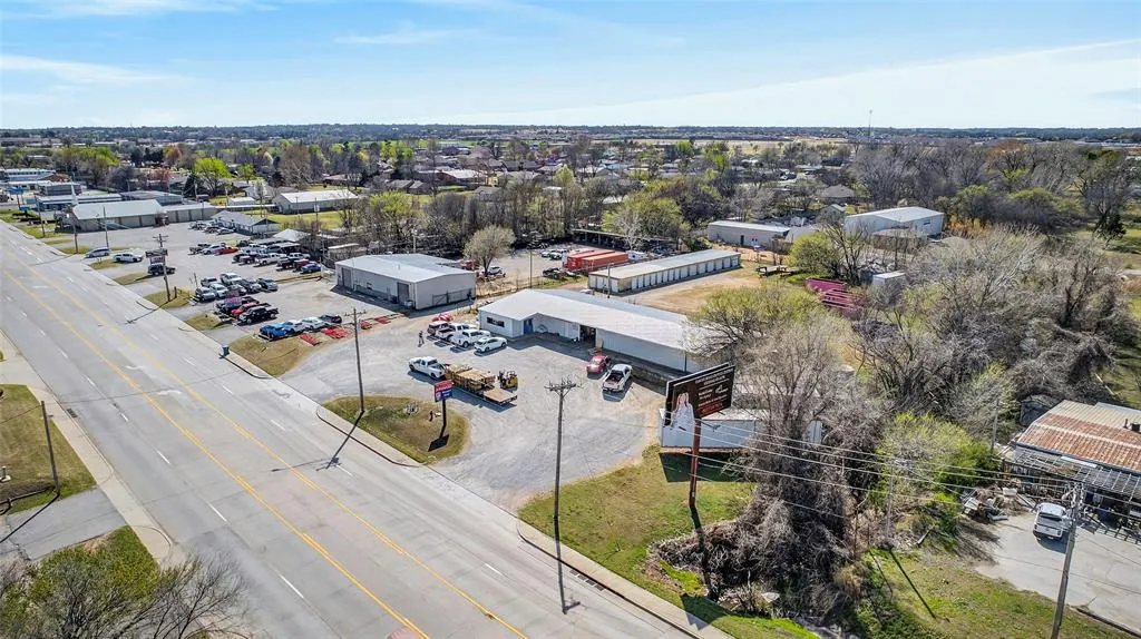 Photo 2 — 1505 N Main Street, Newcastle, OK 73065